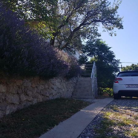 Holiday Home Rudelic Lukovo Šugarje Esterno foto
