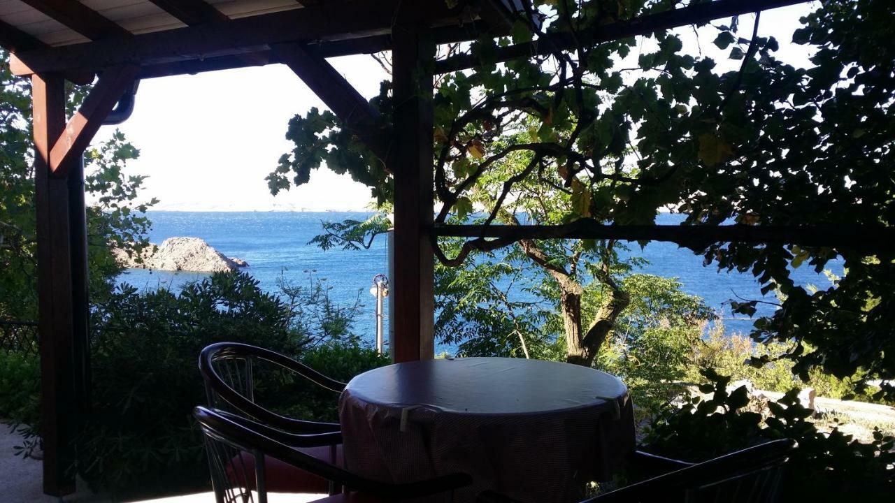 Holiday Home Rudelic Lukovo Šugarje Esterno foto